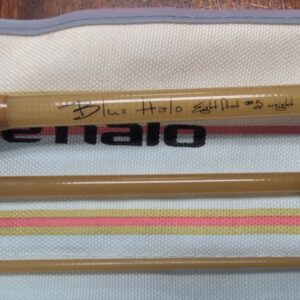 WWFW - Blue Halo 8' / 5 weight / 3 pcs Fiberglass Fly Rod